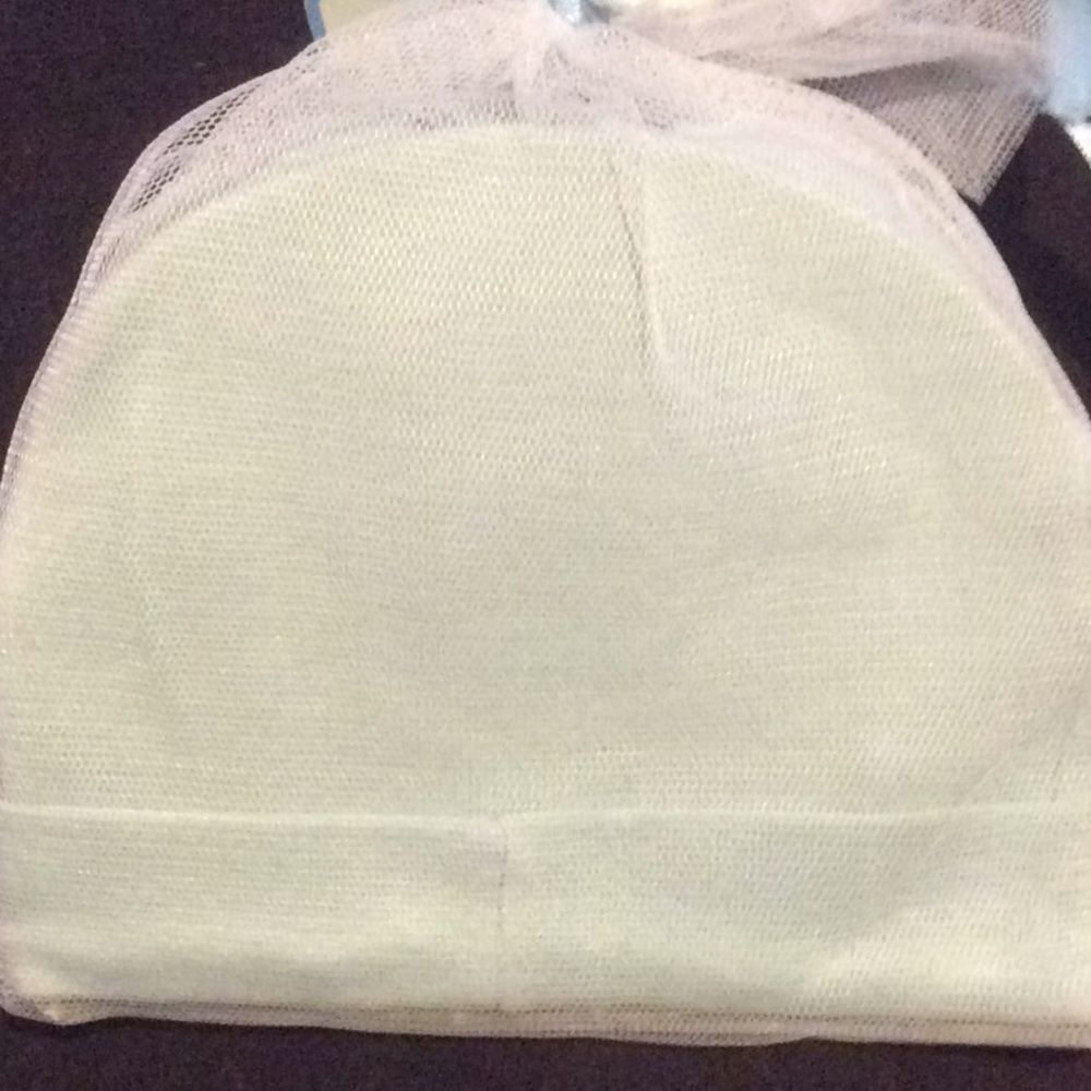 Cap & Bootie - Picture 3 of 3